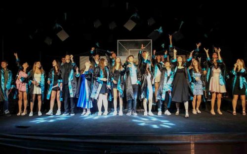 Sequence 01.00_01_38_17_11zon