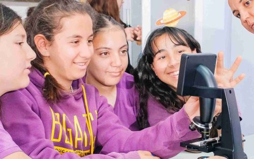 Sequence 01.00_04_46_10_11zon