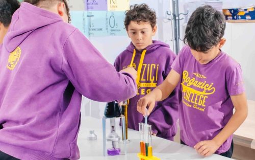 Sequence 01.00_05_12_38_11zon